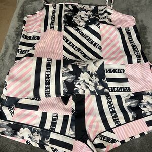 NWT Victoria's Secret Striped Floral Women's Pajamas. large top. Medium bottoms